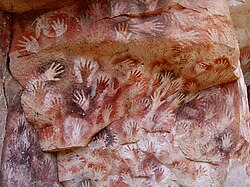 Representação de arte rupestre ou vestígios arqueológicos indígenas