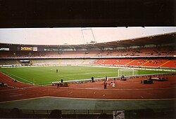 Vista do Estádio Müngersdorfer em Colônia