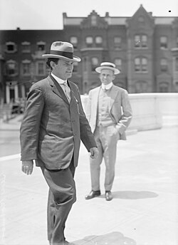 Joseph T. Robinson em ambiente legislativo