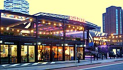 Vista do local onde se situava o Teatro Warehouse em Croydon