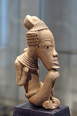 Exemplo de escultura tradicional africana