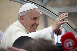 Vestimentas brancas em contexto religioso